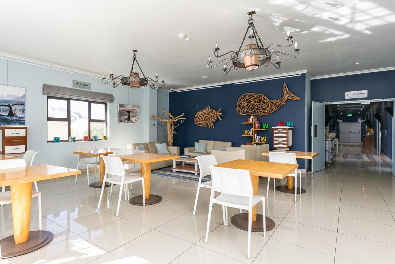 Zzzone Boutique Hostel Hermanus Buitenkant foto